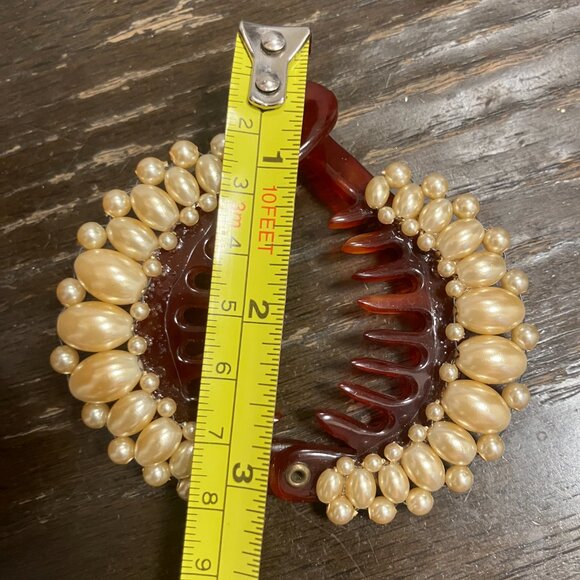 Trending Vintage Pearl and Tortoiseshell hair piece - perfect condition main image 9